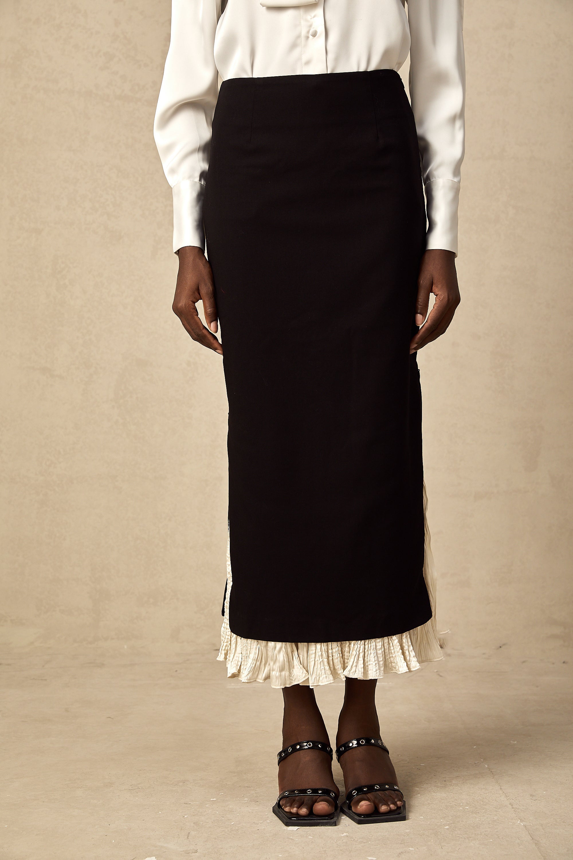 Heloise Shorts by SIENA - image 5