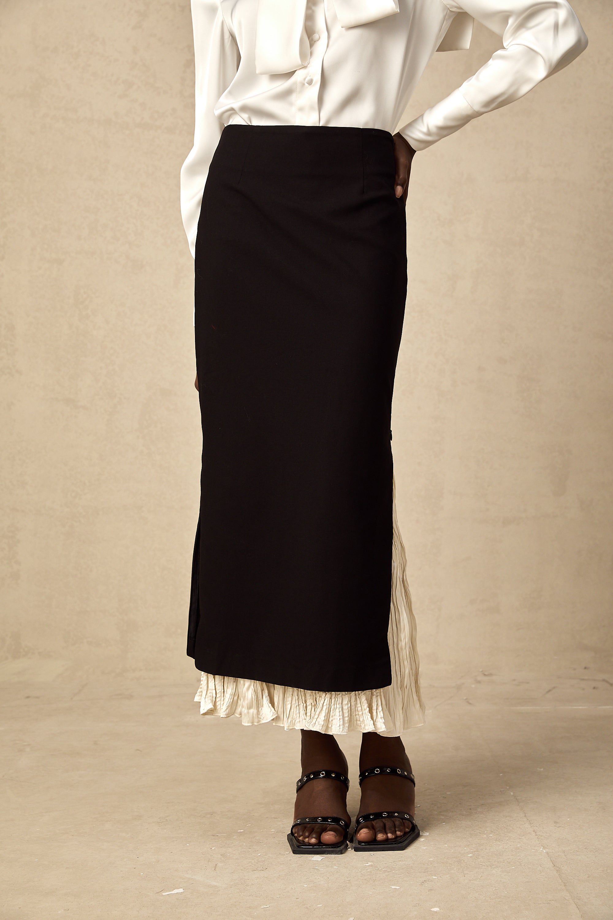 Heloise Shorts by SIENA - image 3