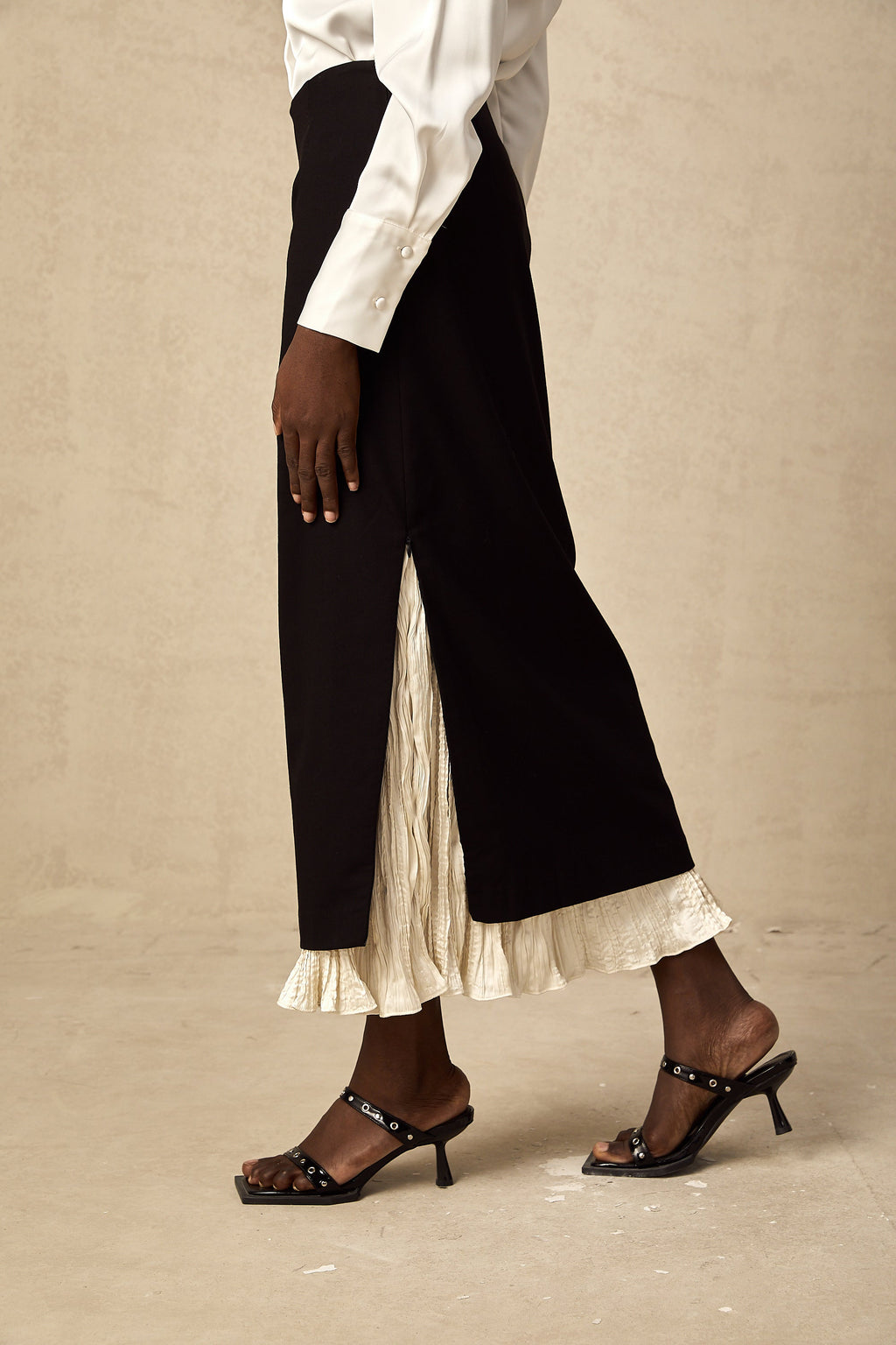 Heloise Shorts by SIENA - image 8