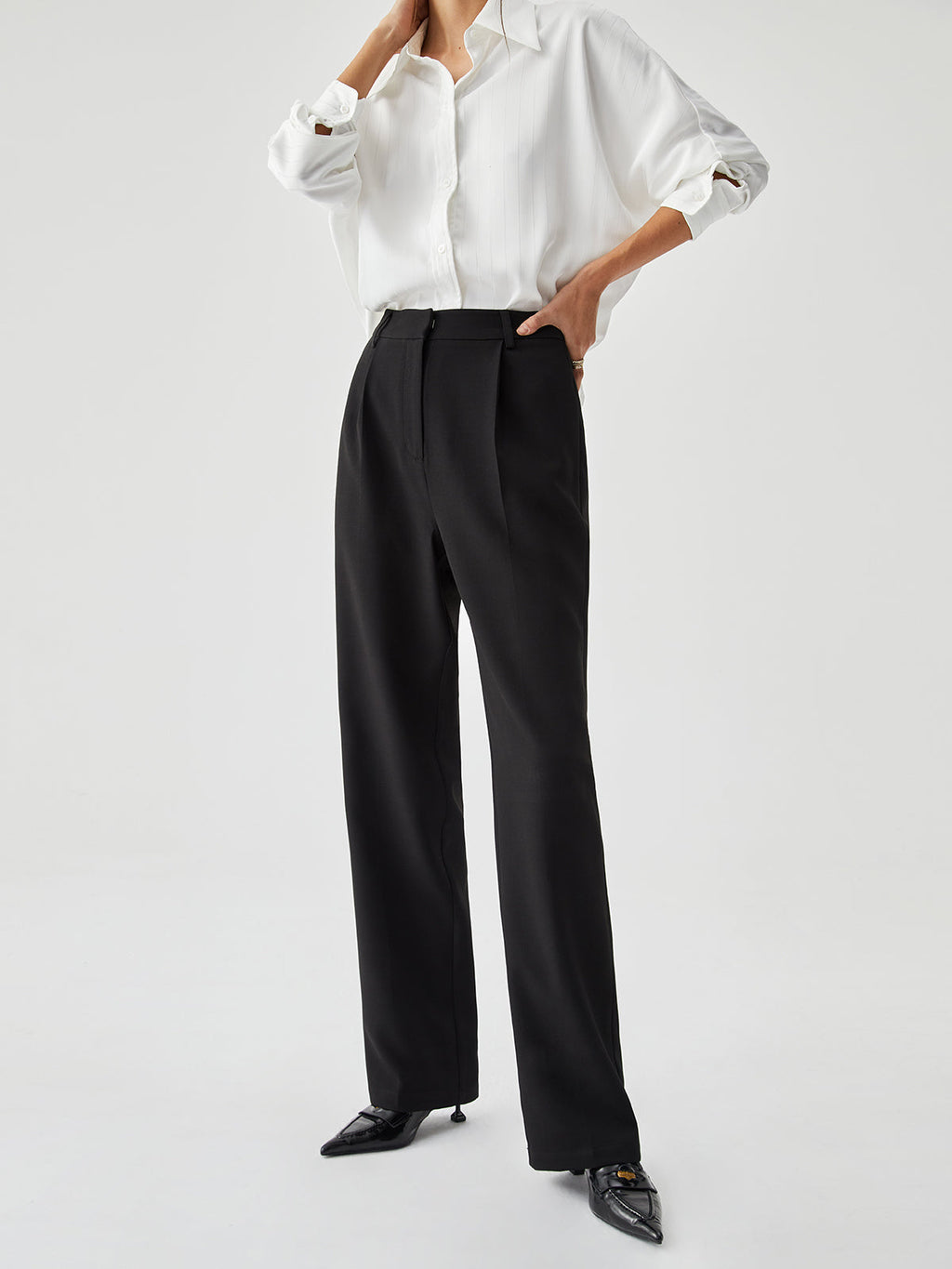 Straight Pleated Tailored Pants by SIENA