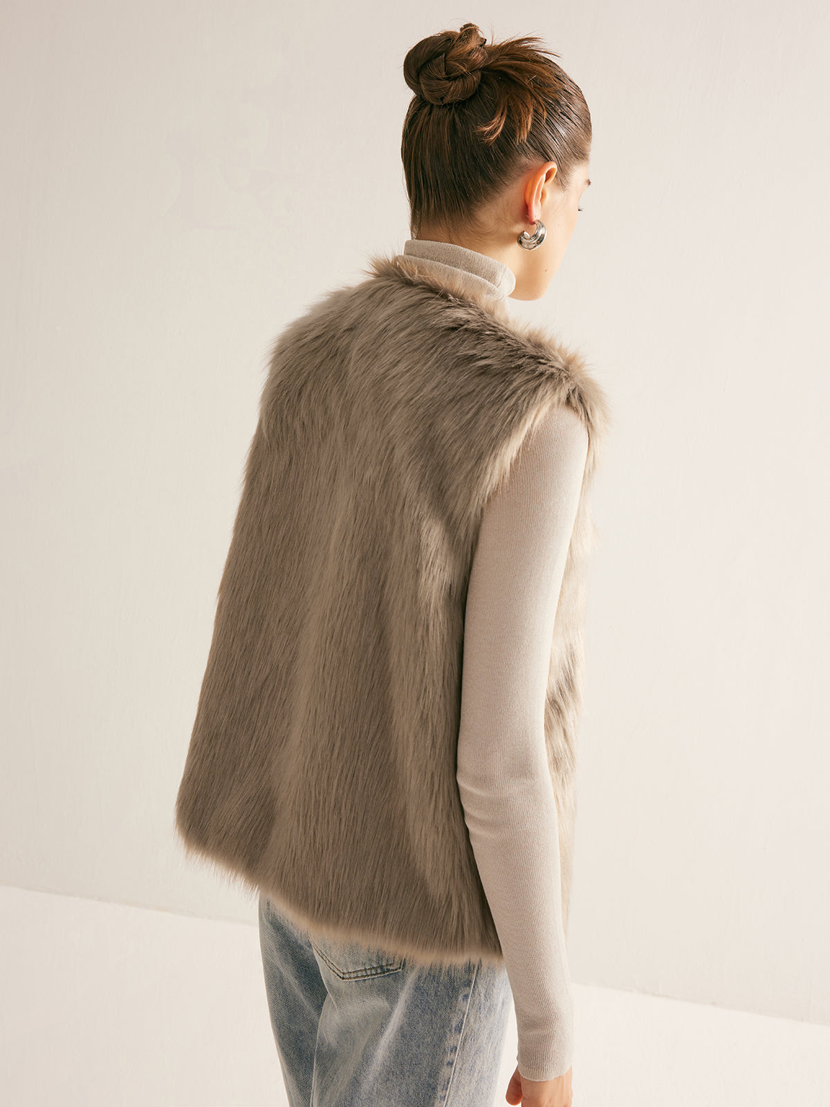 Leisure Faux Fur Vest Top by SIENA - image 6
