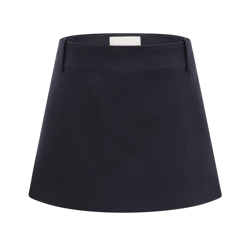 Fabienne Shorts by SIENA - image 2