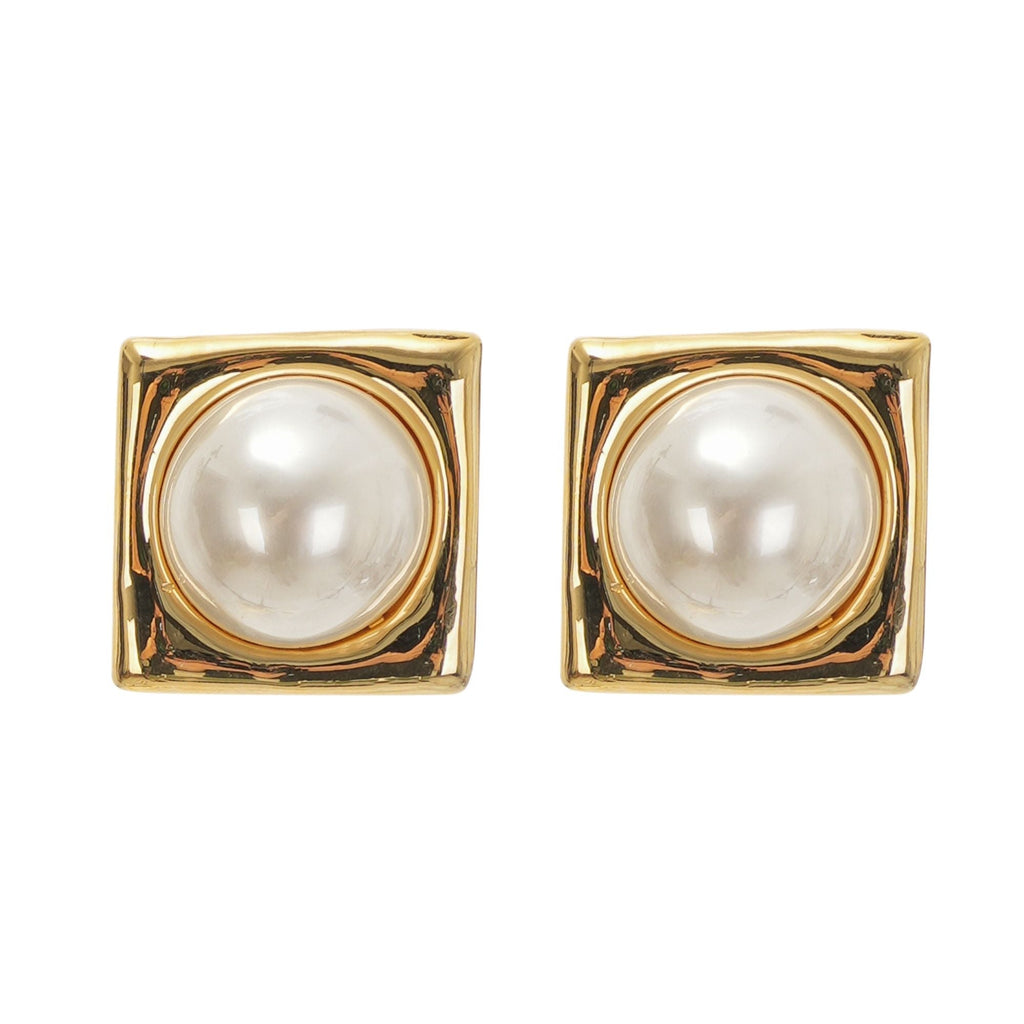 Pearl Earrings by SIENA