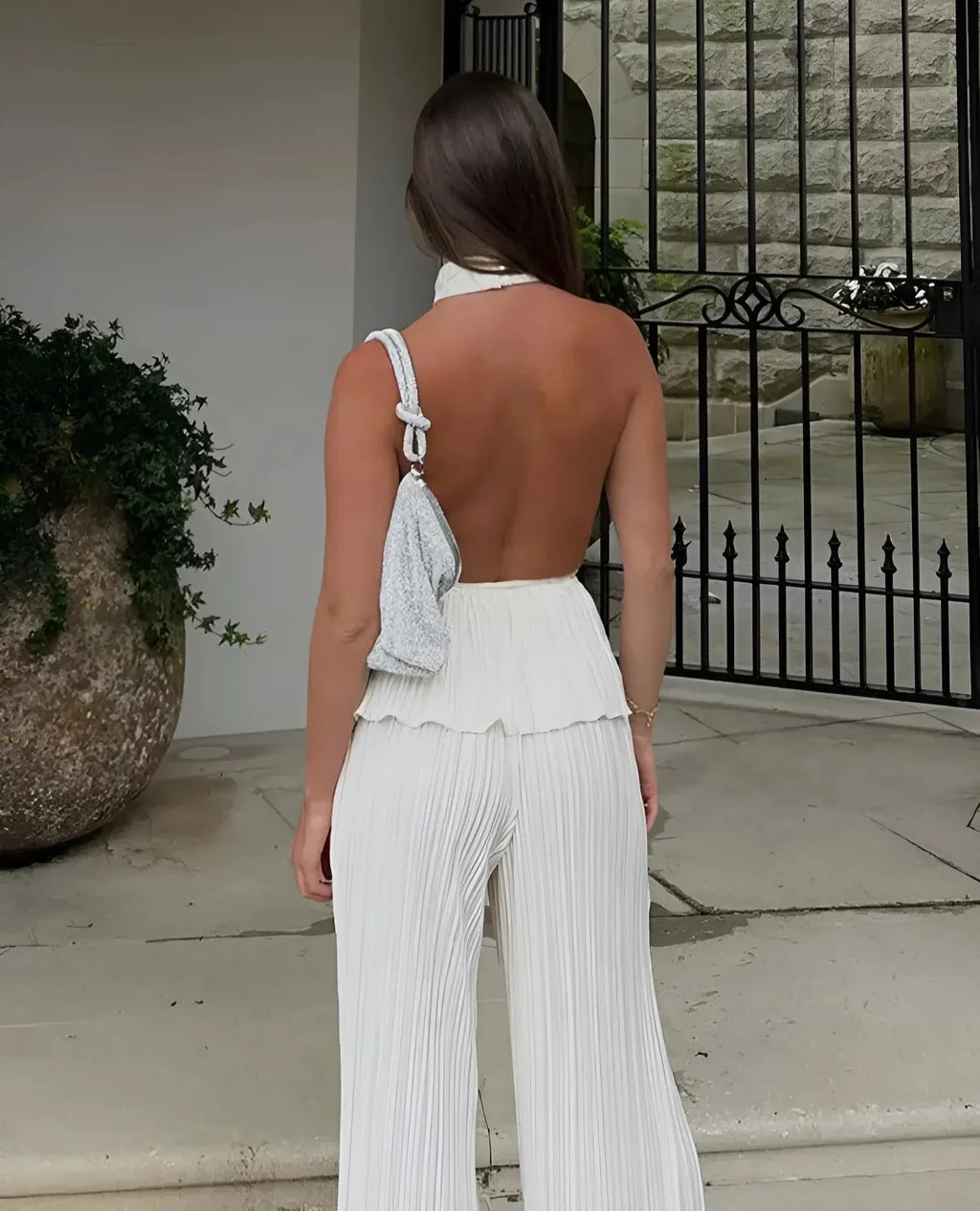 Boyundan Pleated Pants Set by SIENA