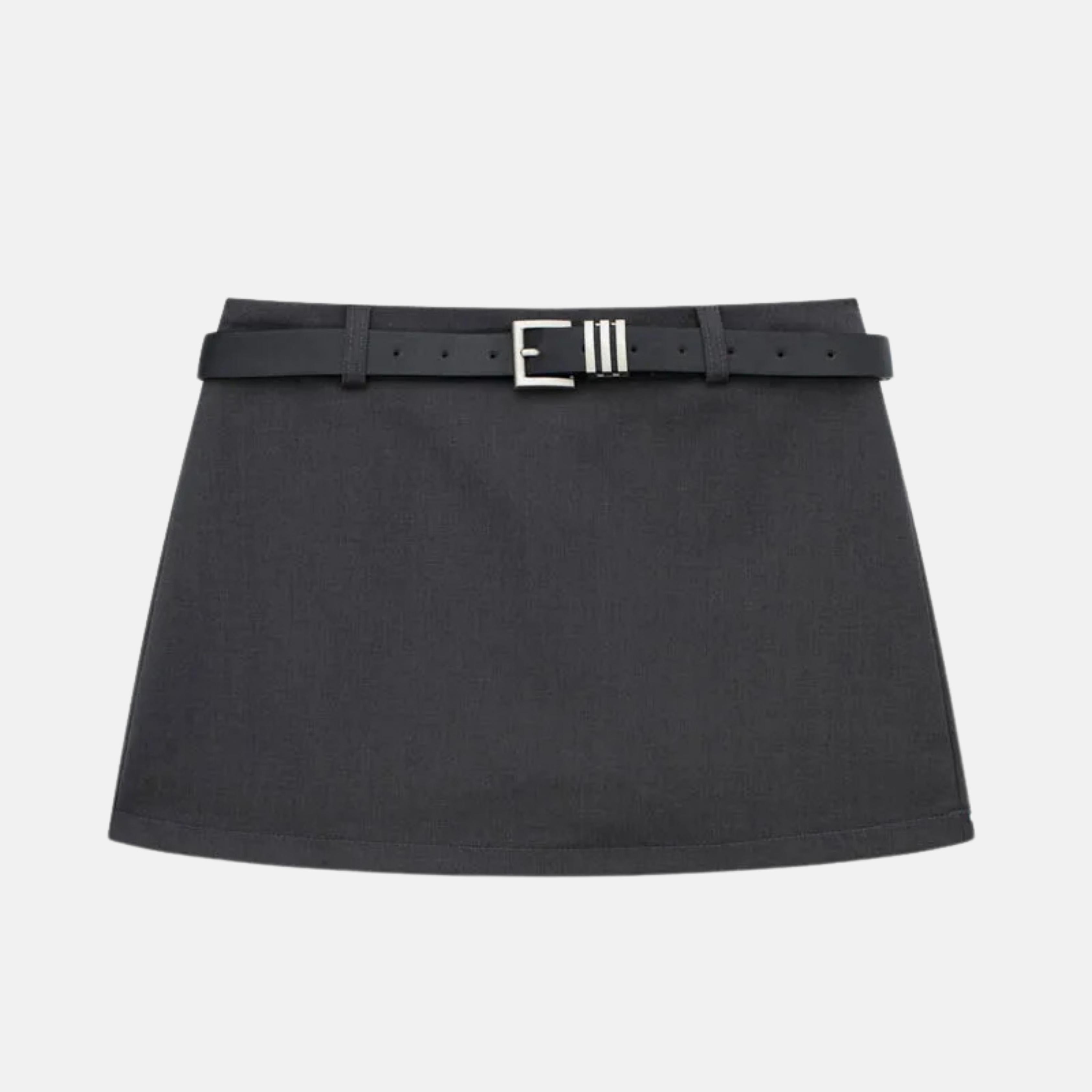 Roma Shorts by SIENA