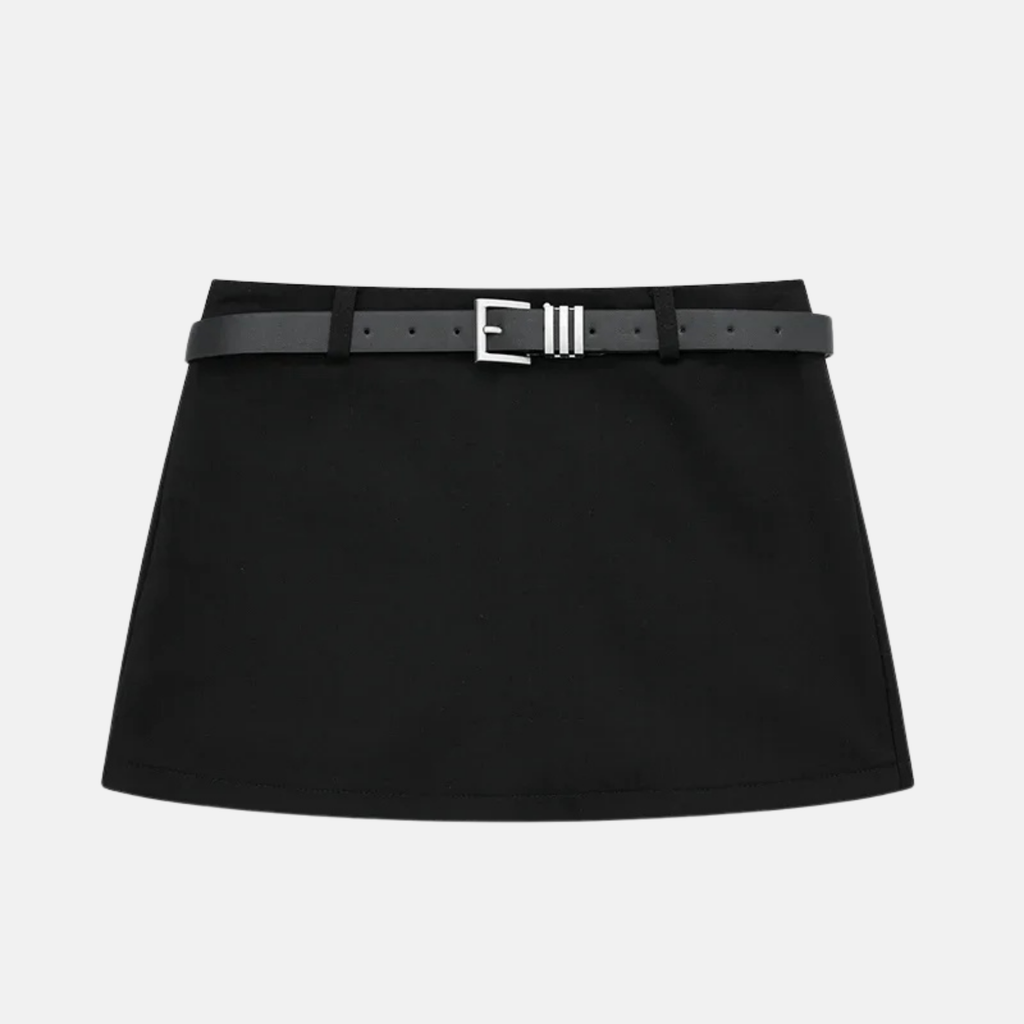 Roma Shorts by SIENA - image 3